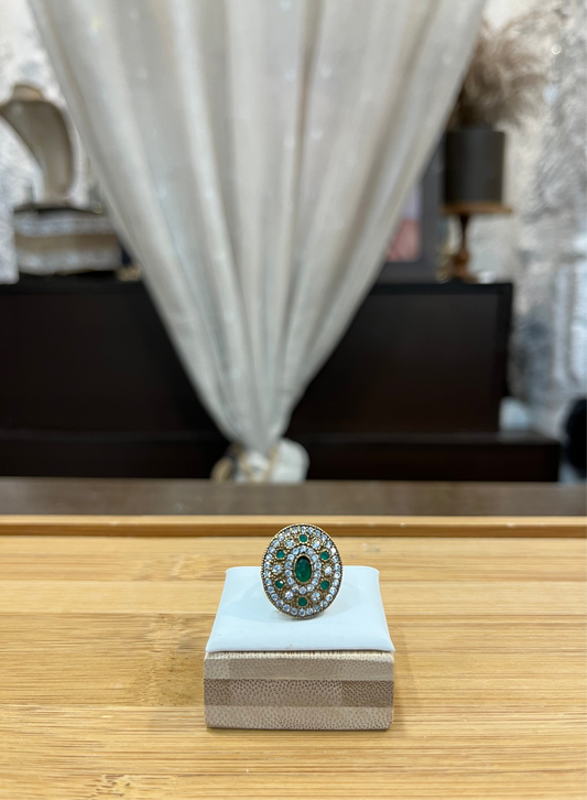 Anillo esmeralda