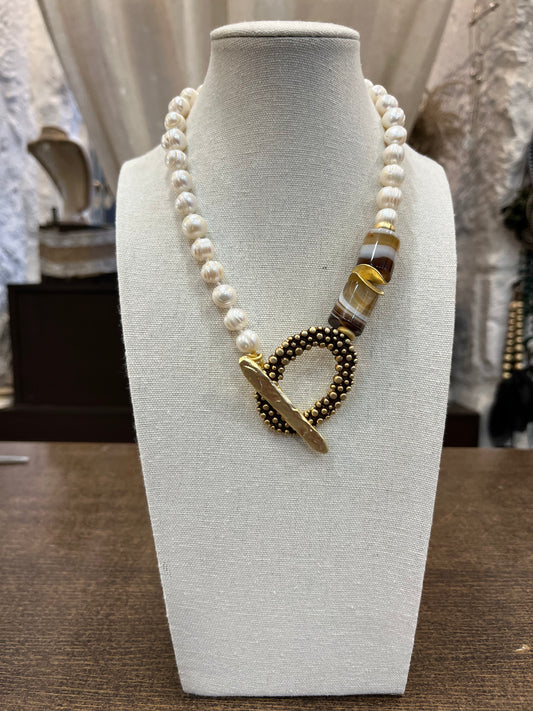 Collar perla cultivada