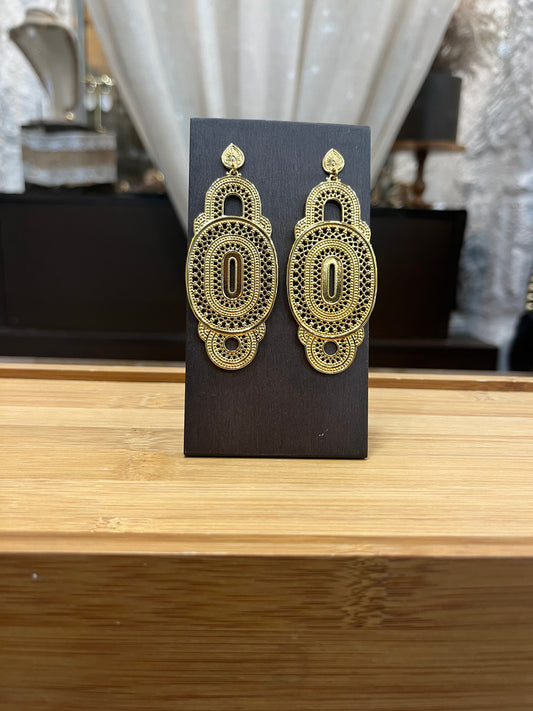 Pendientes arabescos